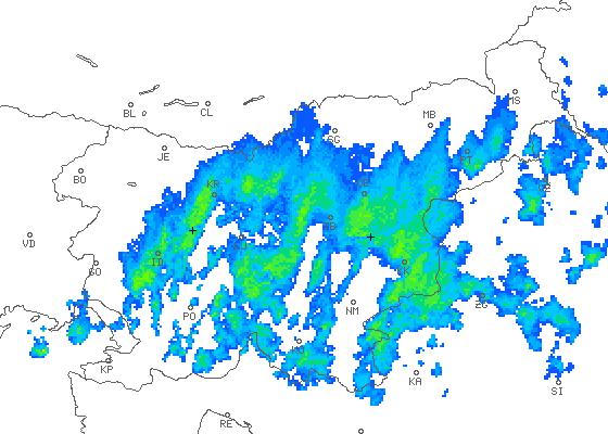 Padavine Višina padavin je bila v obravnavanem poslabšanju regionalno zelo raznolika: na območju Julijskih Alp in še nekaterih drugih, ki so ob južnem ali jugozahodnem zračnem toku praviloma deležna