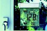 :37430 Termometer na oknu Montaža zunaj, gledamo od znotraj. Pokaže maksimalno in minimalnotemperaturo v obdobju (na primer ponoči, ko nas ni). o Merilno območje: -25 do +70 C Kataloška št.