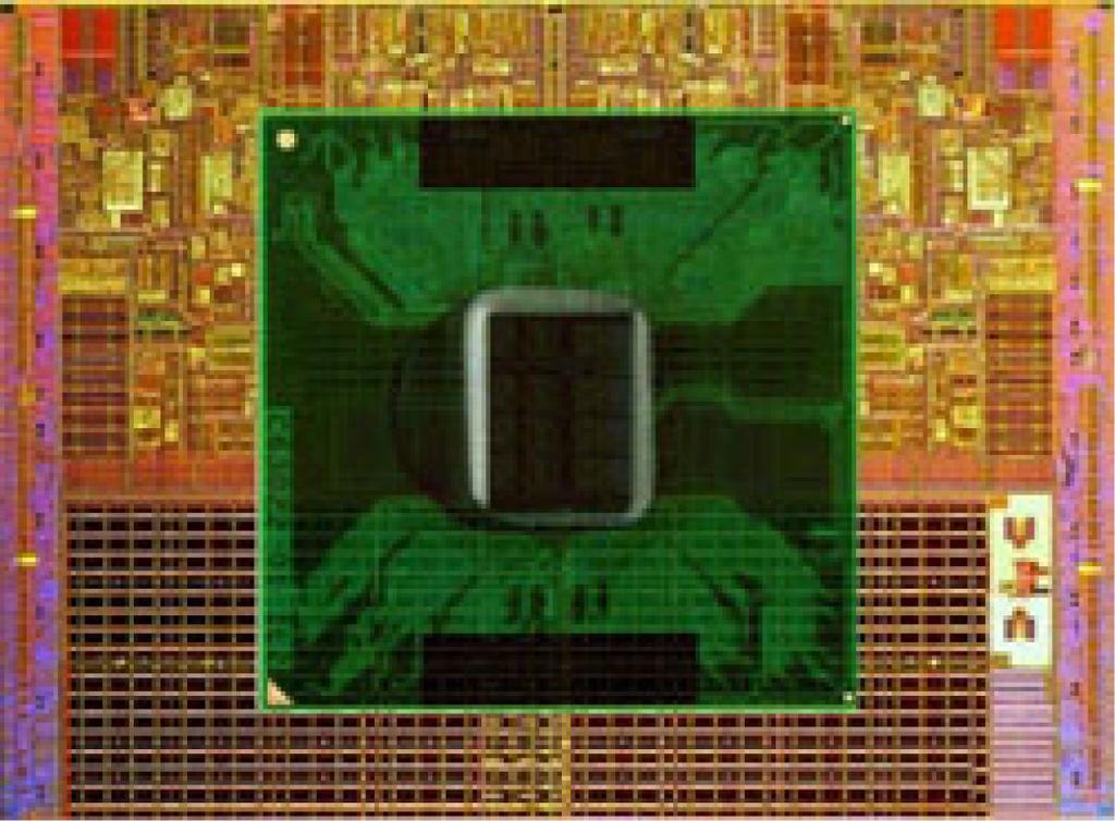 Procesorje običajno razdelimo glede na: število jeder v procesorju, hitrost in frekvenco v gigahertzih (GHz) ali megahertzih (MHz) in vdelan pomnilnik, ki se imenuje tudi predpomnilnik.