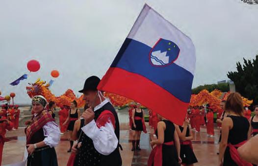 Godba Slovenskih železnic je z nastopom na Kitajskem k svojim glasbenim nastopom dodala še en mejnik, in sicer Otvoritvena slovesnost v tenis centru Skupinska s
