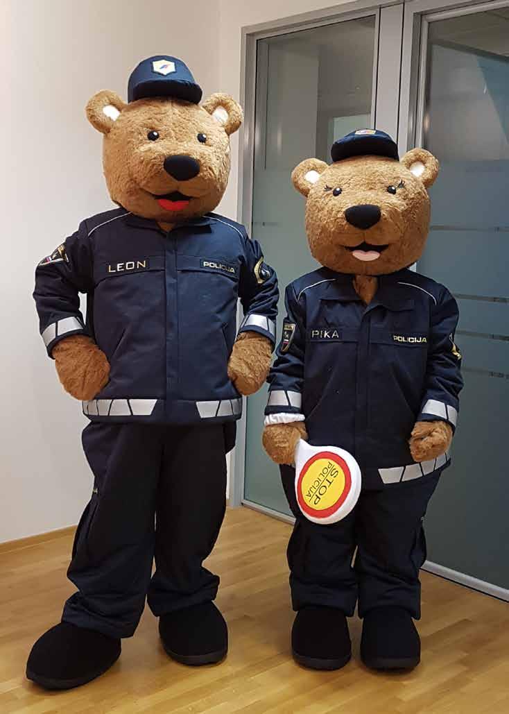 AKTUALNO Policijski maskoti sta praznovali 1. rojstni dan Leon in Pika. Srečanje z njima se pomni Vedno radostna policist in policistka sta Leon in Pika.
