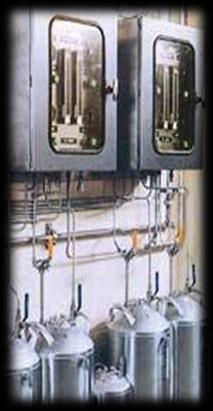 Prekajevalne komore so opremljene z napravami za regulacijo temperature, vlage, kroţenja zraka, dima in pare, lahko se določi tudi čas