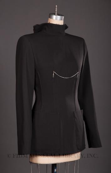Slika 26: Jean Paul Gaultier, backward jacket, winter 1985-86 Vir: http://blog.fidmmuseum.