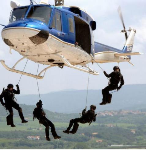 HNMP v Sloveniji Pri Slovenski policiji za letalske naloge HNMP uporabljajo helikopterje različnih tipov.