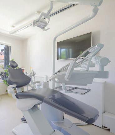 Naša zobozdravstvena storitev Zobozdravstvene storitve in podpora, ki jo iščete, so Vam na dosegu roke.