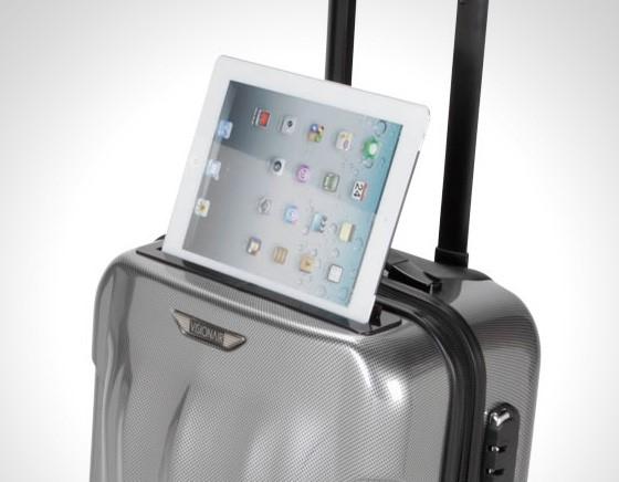 Slika 18: VisionAir kovček (Vir: http://www.cio.com/article/2946552/consumer-electronics/10-smart-luggage-options-for-tech-savvytravelers.html#slide11) 4.