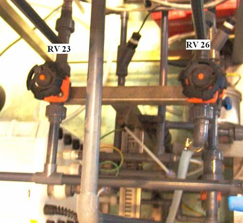 (slika 4.36) in reguliramo z ročnim membranskim ventilom RV26.