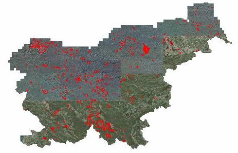 26 Slika 15: Najožja vodovarstvena območja v letu 2009 (Ministrstvo za kmetijstvo, gozdarstvo in prehrano. Dostopno na: http://rkg.gov.si/gerk/viewer.jsp, 11.9.2010) Najožja vodovarstvena območja zajemajo velik del osrednje Slovenije.