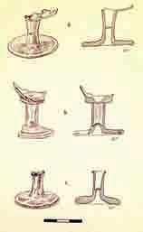 Odlomki steklenih čaš Arheologi so našli veliko število odlomkov stekla, predvsem delce zgodnjesrednjeveških èaš lokalne proizvodnje.