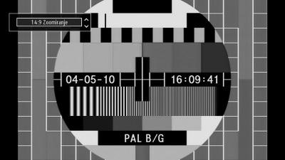 16:9 To enako raztegne levo in desno stran običajne slike (razmerje 4:3), da zapolni široki zaslon televizorja.
