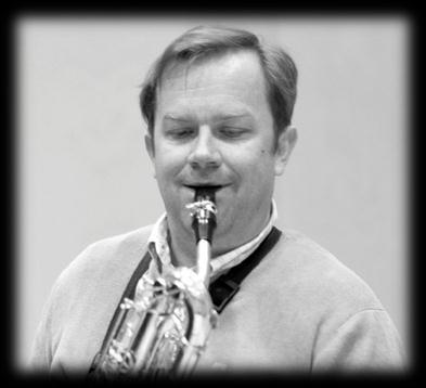 Poletni glasbeni tečaj za saksofon - 25. junij do 30. junij 2013 Mentor: prof. Dejan Prešiček Saksofonist Dejan Prešiček je končal študij na glasbeni akademiji v Frankfurtu.