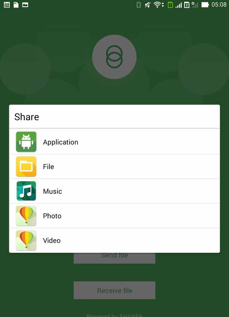 Share Link Omogočite skupno rabo datotek, aplikacij ali predstavnostih vsebin z drugimi mobilnimi napravami z operacijskim sistemom Android, ki uporabljajo aplikacijo Share Link (za mobilne naprave