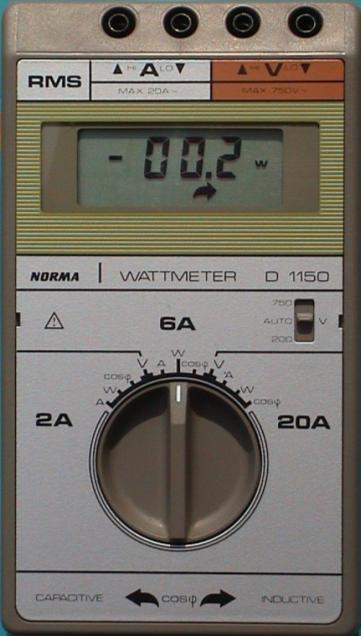 70 DELO N MOČ ELEKTRČNEGA TOKA simbol -metra () 30 V Tokovni del -metra vključimo v električni krog tako kot A-meter (zaporedno s porabnikom), napetostni del pa kot V-meter.