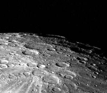 Zanimivosti: -> Prva opazovanja Merkurja s teleskopom je opravil Galilei v zgodnjem 17. stoletju.