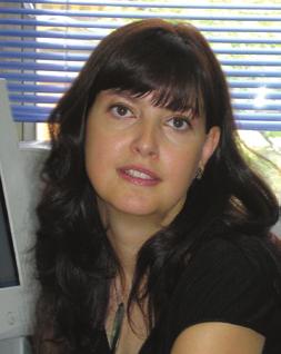 Avtorji Karin Širec Doc. dr. Karin Širec se je rodila 17. junija leta 1972 v Mariboru. Leta 1995 je diplomirala na Ekonomsko-poslovni fakulteti v Mariboru, kjer je leta 1999 tudi magistrirala.