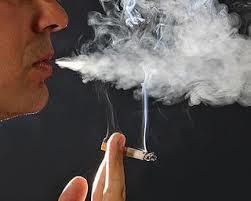 2,1 (95% IZ 1,3 3,6) pasivno kajenje (mati kadilka/kajenje v zaprtem
