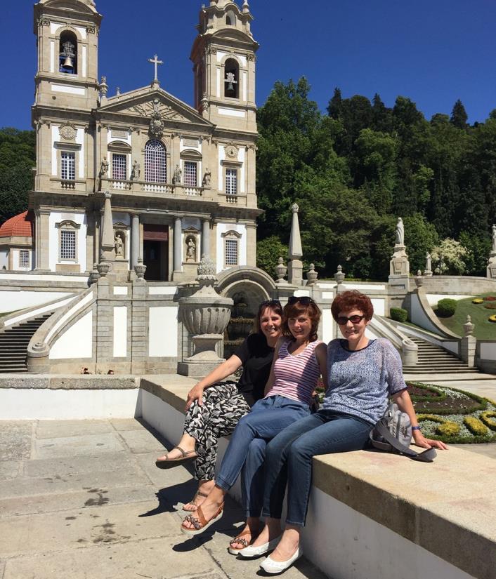 Braga je polna prekrasnih cerkva, zato Portugalci ne pravijo zaman, da se»lizbona zabava, Porto dela in