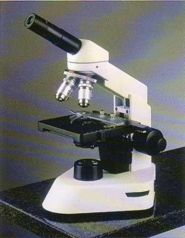 NAVODILO ZA UPORABO APARATA CETI MAX MONO Monokularni biološki mikroskop Kratka navodila za rokovanje z instrumentom.