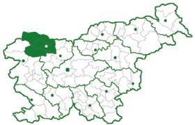 O območju OE Bled10 Organizacijsko je OE Bled razdeljena na 4 krajevne enote z 23 revirji. Splošni podatki za l.