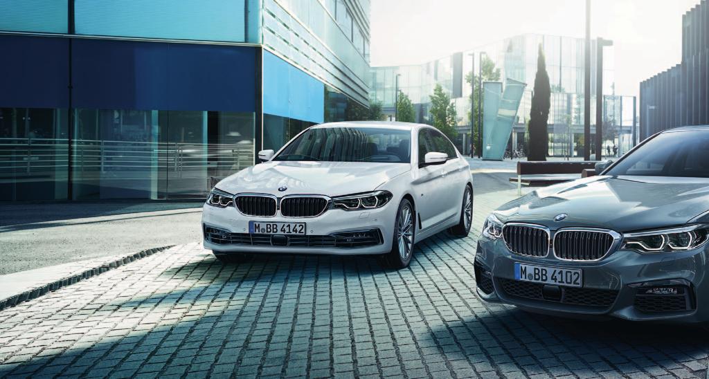 BMW SERIJE 5 LIMUZINA POSLOVNI ŠPORTNIK. BMW serije 5 sedme generacije se predstavlja v športni, elegantni in dovršeni luči.