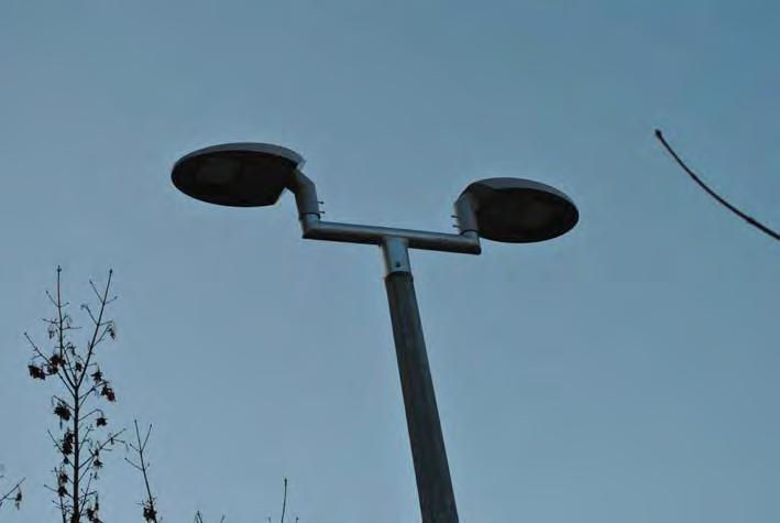 svetilke je zmanjšana iz 60W na 35W Zamenjanih je 77 svetilk javne razsvetljave na