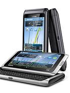 Nokia E7 HTC Sensation XL Slika 2 6: Slike mobilnikov Tehnični vidik Izmed vseh je po strojni moči zagotovo najboljši Galaxy Nexus, saj se lahko pohvali z dvojedrnim 1,2-gigaherčnim procesorjem