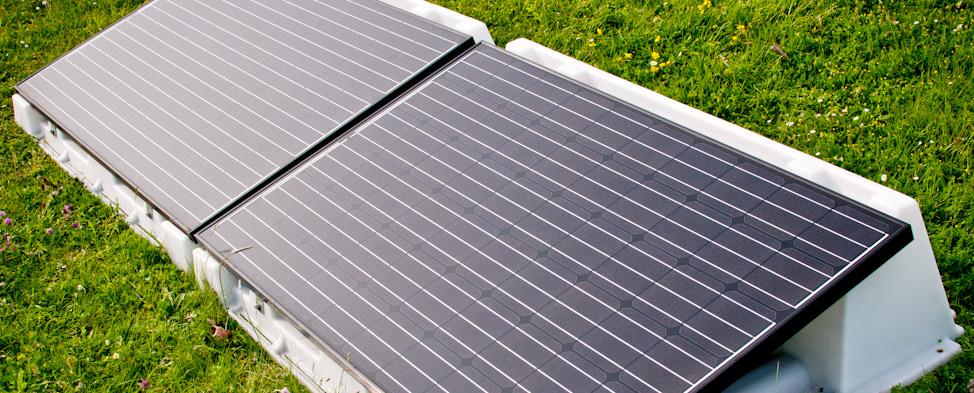 Otočni sistemi BISOL Zagotovite si lasten vir zelene električne energije Otočni sistem je sončna fotonapetostna elektrarna, ki ni priključena na elektrodistribucijsko omrežje in omogoča energetsko