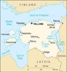 GEOGRAFSKE ZNAČILNOSTI Estonija je najsevernejša od treh majhnih republik, ima samo dve sosedi, Latvijo na jugu in Rusijo na vzhodu.
