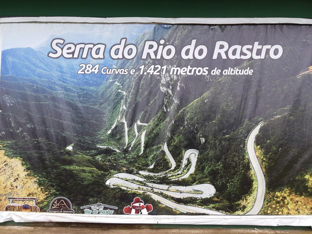 Danes je zagotovo vrhunec kolesarjenja, saj se bomo s kolesi spustili po tako oboževani in eni najbolj spektakularnih cest na svetu, SC-390 oz Serra do Rio do Rastro.