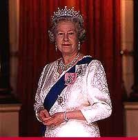 Ker so si Britanci že v preteklih stoletjih prisvojili Kanado, je jasno, da je kraljica Kanade prav britanska kraljica trenutno Elizabeta II.