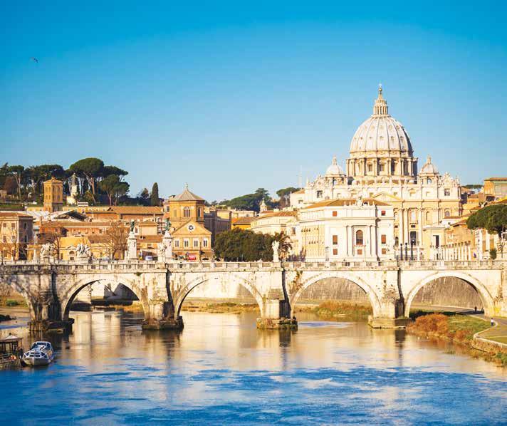 Po želji tudi ogled Vatikanskih muzejev in Sikstinske kapele ali vzpon na kupolo od koder je res lep razgled po Rimu.