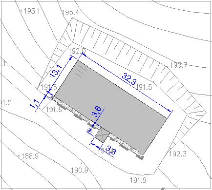 elaborat pregled objektov Skica objekta Tlorisni gabarit - osnovni objekt: 13,1 m x 32,3 m (423,13 m2) - nakladalna rampa: 1,1 m x 32,3 m (35,53 m2) - pomožni objekt na rampi: 3,3 m x 3,6 m (11,88