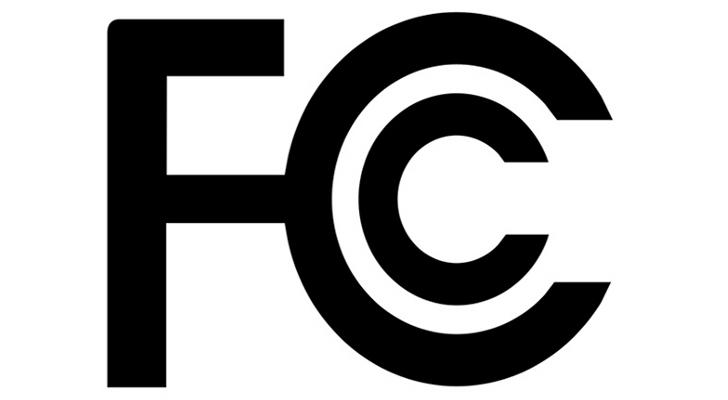 2.3 Standardi 13 Slika 2.3: FCC oznaka. Vsaka digitalna elektronska naprava, ki vsebuje urin generator s frekvenco večjo od 9 khz, pripada B-poddelu.