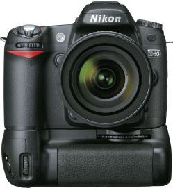 Nikon Europa je predstavila svojo do sedaj najnaprednejπo amatersko DSLR fotokamero: D-80 je visokozmogljiva fotokamera z izmenljivimi objektivi, ki vkljuëuje najnovejπe digitalne in fotografske