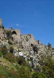 stoletju, zgrajen kot samostan s cerkvijo. V 11. stoletju so ga Bizantinci preoblikovali v utrdbo z namenom obrambe proti vpadom Arabcev.
