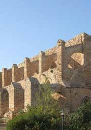 SALAMIS Salamis je antično mesto na severovzhodnem delu Cipra. Od Famaguste je oddaljeno približno 10 km.