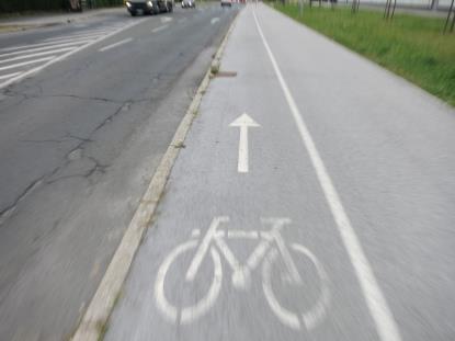 kolesarske steze brez varovalnega pasu, Slika 24: Kolesarska steza brez