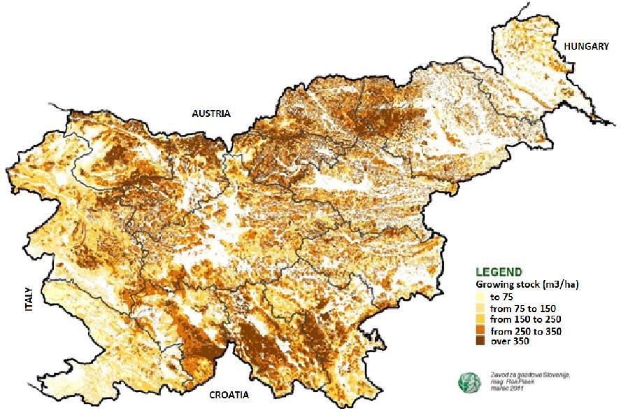 2. Potenciali lesne biomase v Sloveniji 2.1 Slovenski gozdovi v številkah Slovenija je tretja najbolj gozdnata država v Evropi. Gozdovi pokrivajo 58,3 % površine, ali 1.182.