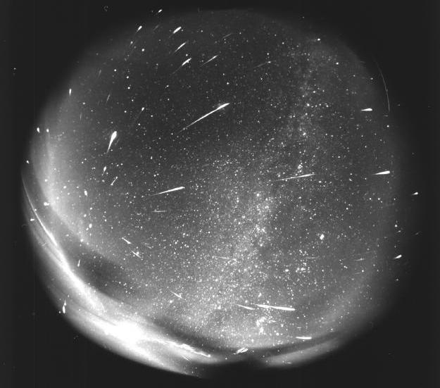 Meteorski roji 4-urna ekspozicija Leonidov