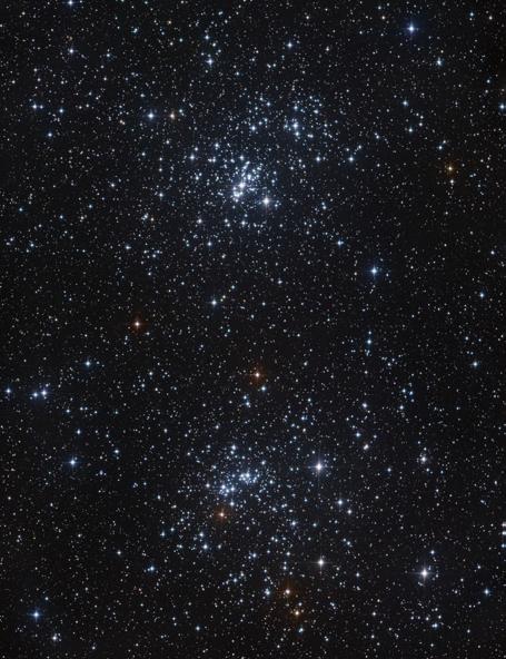 Ozvezdje Perzej Odprta dvojna kopica Hi-h v Perzeju, 400/300 zvezd, starost 5,6/3,2 mili