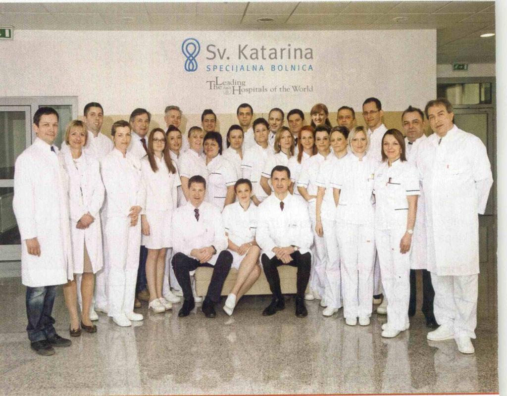 Katarine se lahko po dostopnih cenah izognete dolgim čakalnim vrstam v Sloveniji, na primer za ortopedsko obravnavo, magnetno resonanco ter druge specialistične preglede in posege.