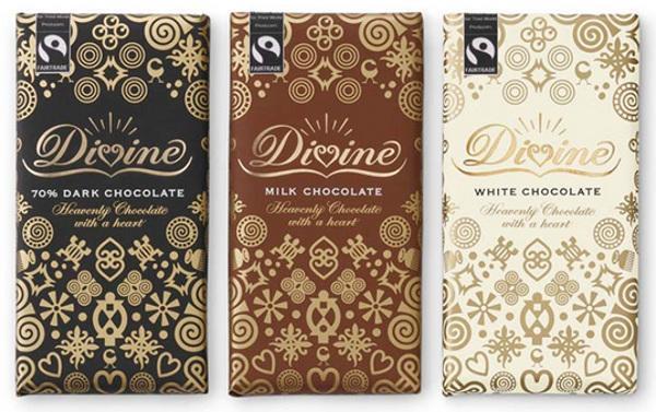 Starbucks je leta 2002 svojo lastno blagovno znamko čokolad zamenjal s certificirano pravično trgovinsko znamko Divine in tako je ta znamka pravične trgovine sedaj ena izmed mnogih najnovejših