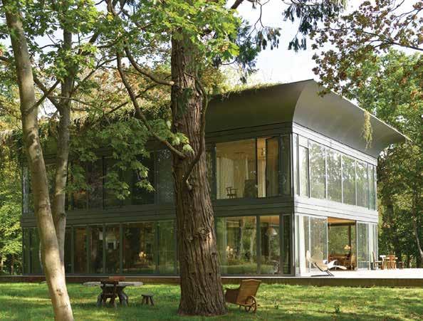 PROJEKT D.E.A.R.S. DEMOCRATIC ECO ARCHITECTURE Linijo hiš Starck with Riko je zasnoval priznan francoski oblikovalec Philippe Starck in predstavlja novo smer v razvoju montažnih trajnostnih hiš.