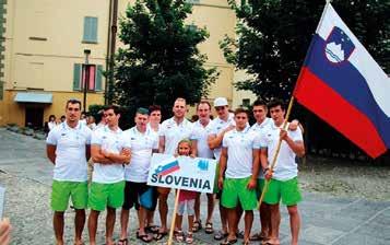 Slovenci znova krojili svetovni vrh Rezultati, kakršne je dosegla slovenska spustaška reprezentanca na svetovnem prvenstvu v Italiji, pravzaprav niso nikakršno presenečenje, temveč stalnica.