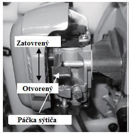 PS 15 E (SK) Obrázok 2 Nastavte páčku sýtiča (pozri obrázok 3) do uzatvorenej polohy v zime a do otvorenej polohy, keď je motor horúci.