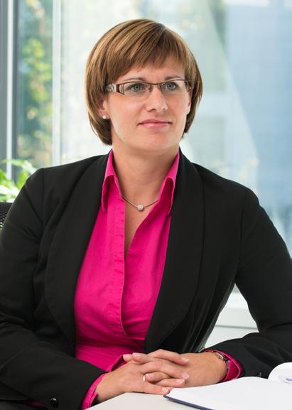 Predavatelji Katarina Kadunc Direktorica Katarina Kadunc je pooblaščena revizorka in revizijska direktorica v v revizijskem oddelku v Adriatic.