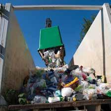 Zbiranje nevarnih odpadkov Akcije zbiranja nevarnih odpadkov organiziramo že od leta 1997. Zbrane količine med leti nihajo. V letu 2018 smo jih zbrali skoraj 45 ton.