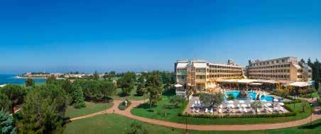 AMINESS LAGUNA HOTEL*** Lega: 800 m (10 min peš hoje) do centra mesta Novigrad, ob hotelu Maestral. Plaža: 50 m od prodnate plaže.