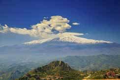2019 CENE VKLJUČUJEJO: 7 x polpenzion v sobah 1/2 TWC v hotelu Albatros*** v Letojanniju, turistično takso, ogled stare Taormine, vzpon na pobočje vulkana Etna do 1.