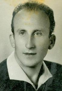 Janko Leskošek Nekaj utrinkov na AK Čkalov (AK Celje) Rodil sem se 7. avgusta 1929 v Ponikvi pri Grobelnem.